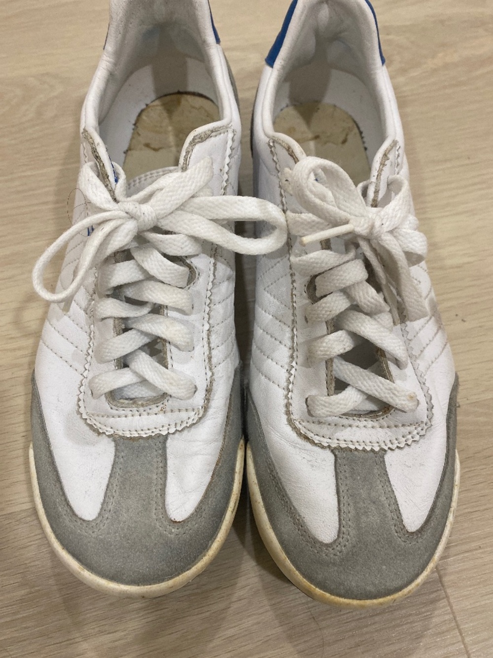 Vintage Lacoste Retro White & Blue Leather Suede Sneakers Low Top